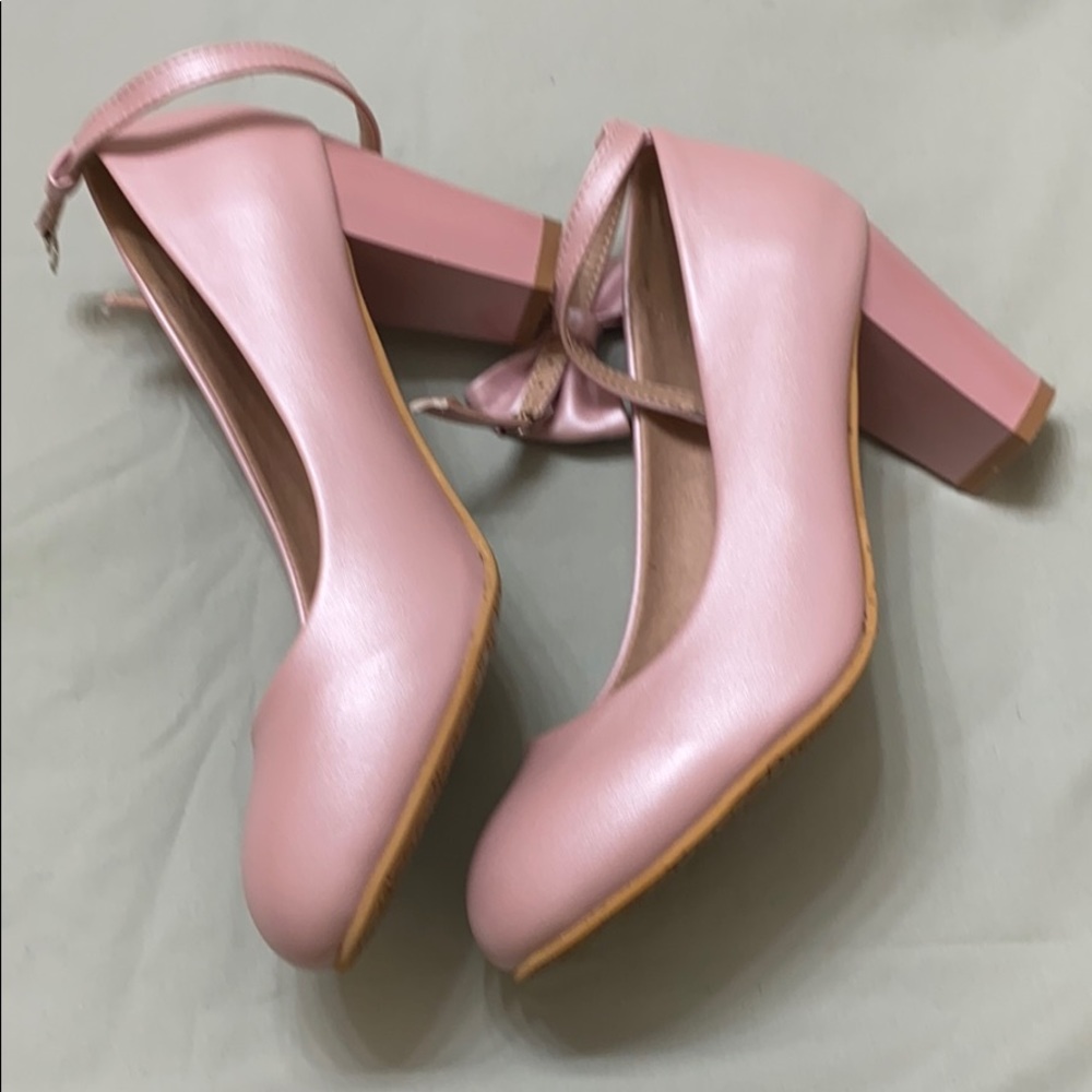 Pink heels